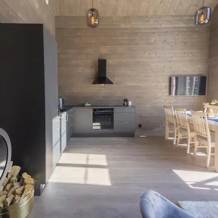 Seaview Holiday home Reine